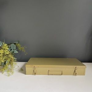 Green metal latching box